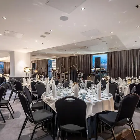 Crowne Plaza - Hesperia By Ihg מלון