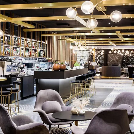 Szálloda Crowne Plaza - Hesperia By Ihg 4*