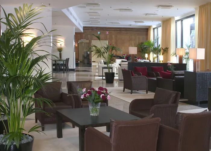 Crowne Plaza - Hesperia By Ihg