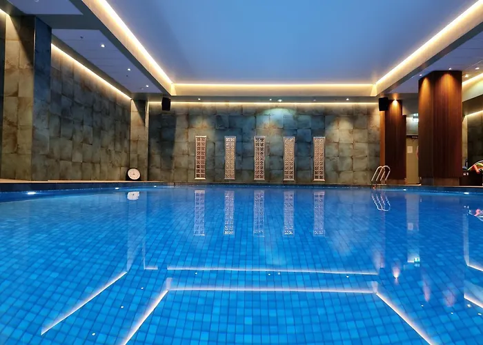 Crowne Plaza - Hesperia By Ihg 4*