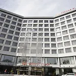 Crowne Plaza - Hesperia By Ihg Hotel 4*