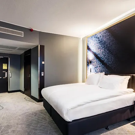 Otel Crowne Plaza - Hesperia By Ihg Helsinki