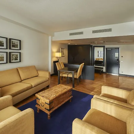 Crowne Plaza - Hesperia By Ihg Hotel