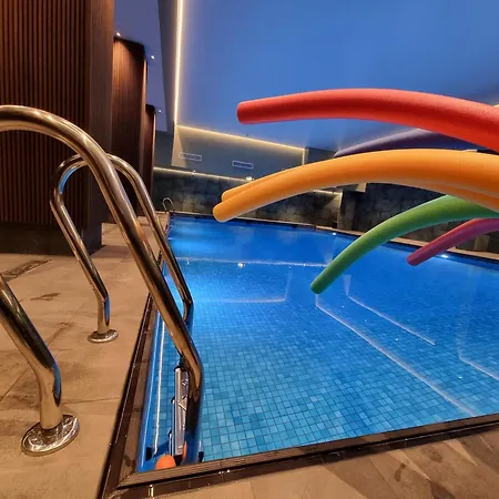 Crowne Plaza - Hesperia By Ihg Hotel