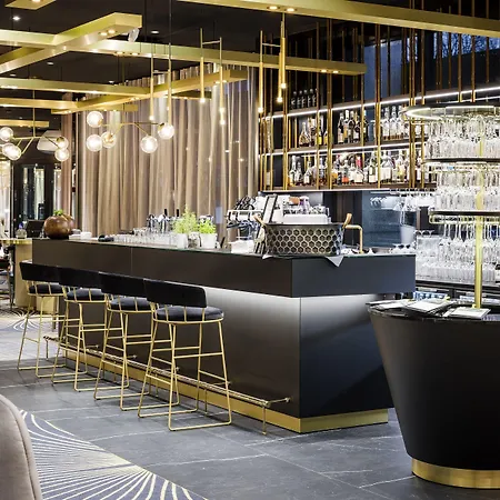 Otel Crowne Plaza - Hesperia By Ihg Helsinki