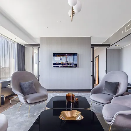 Crowne Plaza - Hesperia By Ihg Otel