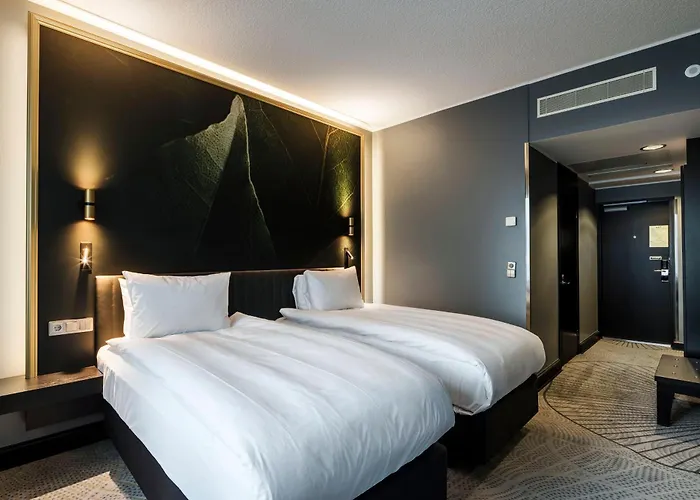 Crowne Plaza - Hesperia By Ihg Hotel