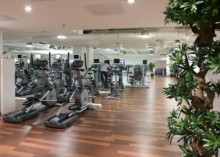 Crowne Plaza - Hesperia By Ihg Hotel