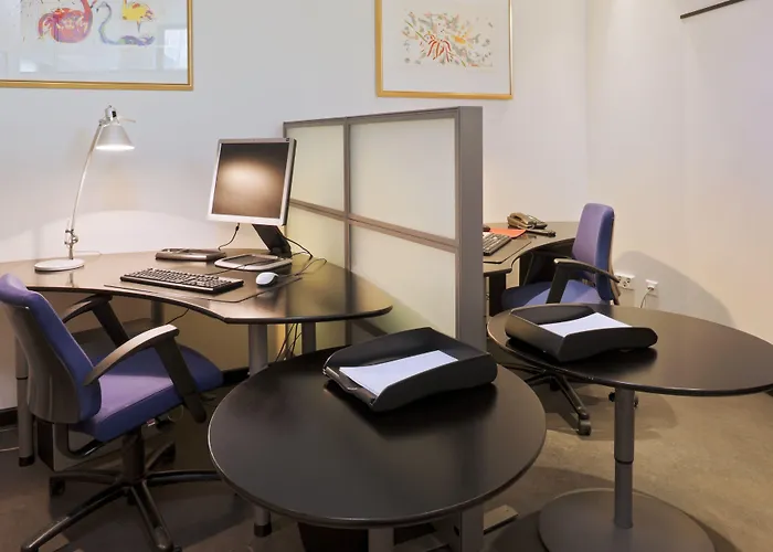 Crowne Plaza - Hesperia By Ihg Hotel 4*