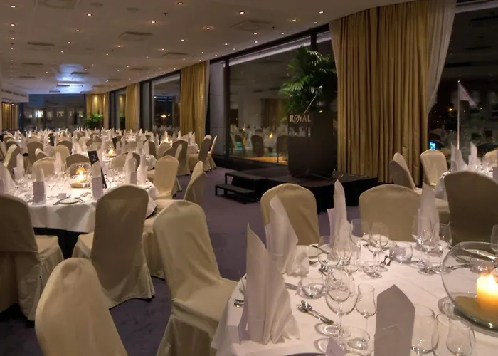 Hotel Crowne Plaza - Hesperia By Ihg