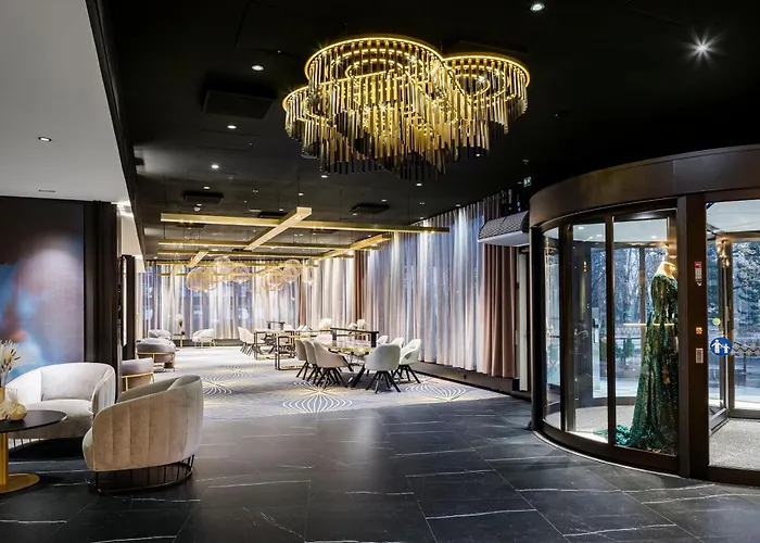 Hotel Crowne Plaza - Hesperia By Ihg