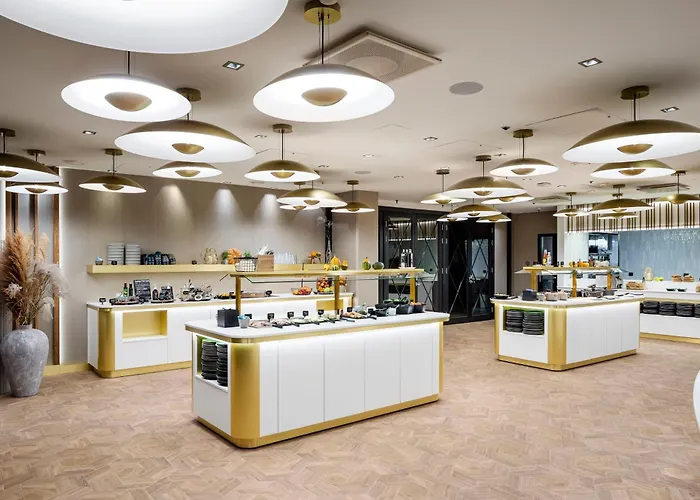 Hotel Crowne Plaza - Hesperia By Ihg 4*