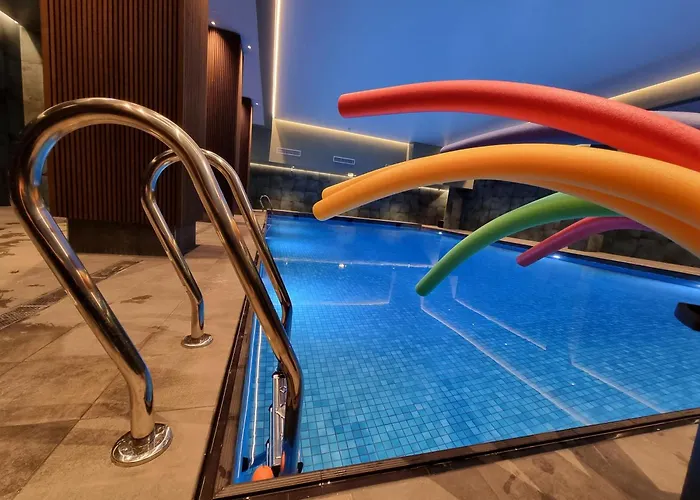 Crowne Plaza - Hesperia By Ihg Hotel