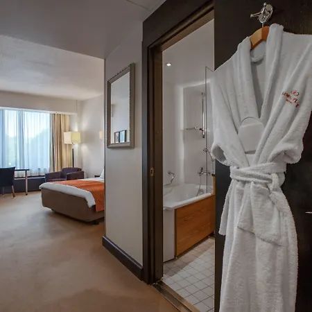 Hotelli Crowne Plaza - Hesperia By Ihg Helsinki